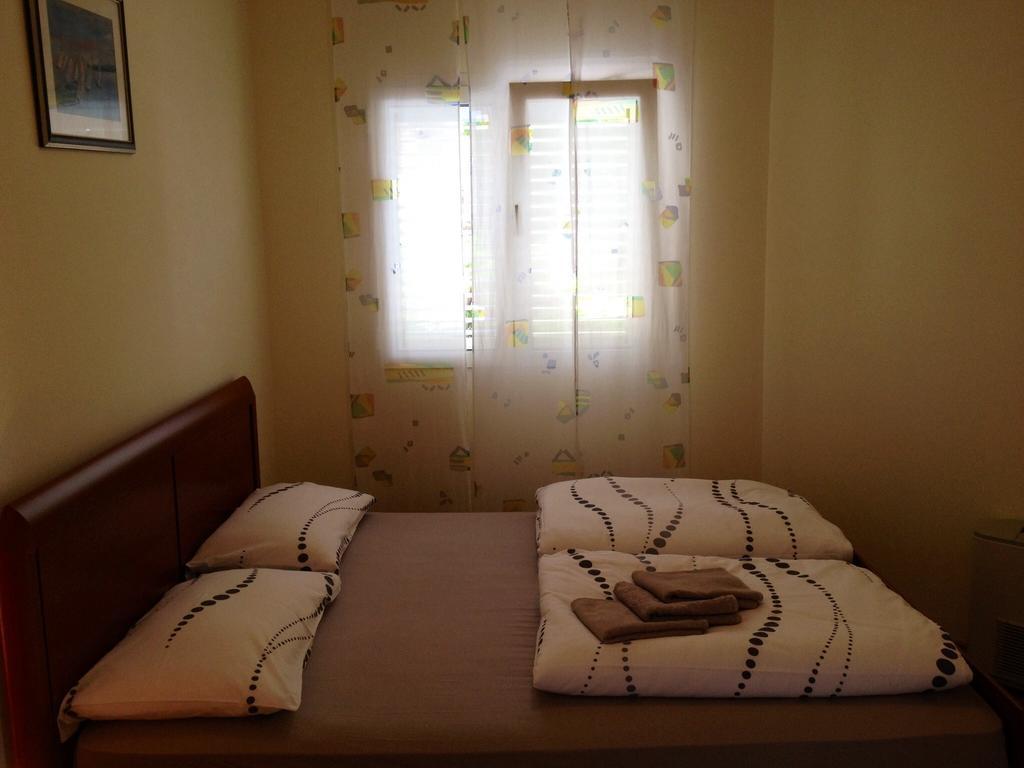 Apartments Rukavina Rogoznica  Zimmer foto
